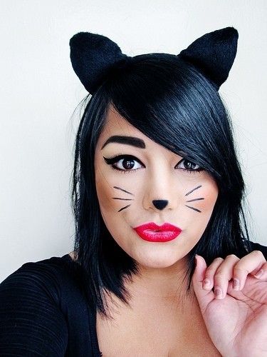 Cat Makeup Cat Face Makeup, Simple Cat Makeup, Halloween Costume Makeup, Cat Halloween Makeup, Meme Costume, Halloween Makeup Diy, Cool Halloween Makeup, Halloween Makeup Scary, Cat Halloween Costume