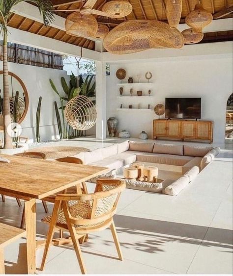 Modern Mediterranean Apartment, Mexican Modern House Interiors, Boho Mediterranean Decor, Mexican Beach House, Balinese Interior, Bali Style Home, Balinese Decor, Kovalam, Mediterranean Interior