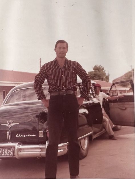 Cheyenne Bodie Clint Walker Fan Group | Handsome candid photo of Clint Walker during the shooting of his 1st movie 'Fort Dobbs' in Utah during mid-1957 Clint Walker Today, Movie Fort, Clint Walker Actor, Cheyenne Bodie, Clint Walker, Candid Photo, Hollywood Cinema, Ideal Man, Men In Uniform