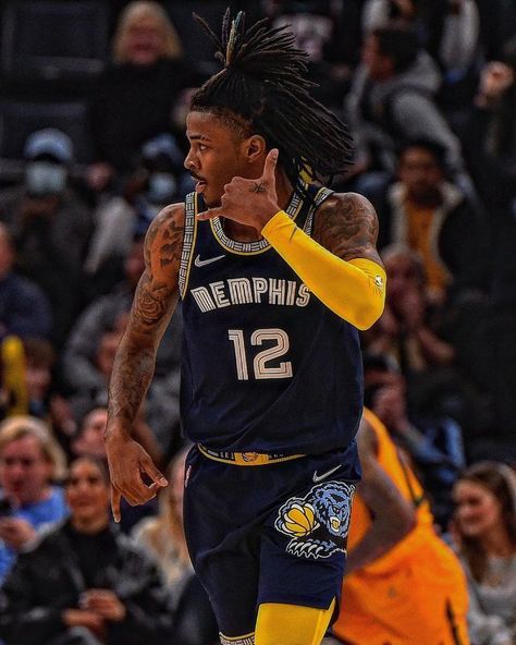 Ja Morant Hair, Ja Morant Jersey, Nba Background, Grizzlies Jersey, Basketball Boyfriend, Ja Morant Style, Lebron James Championship, Curry Nba, Nfl Football Art