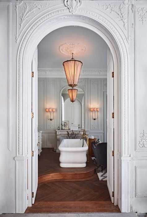 Soho House Membership, Hotel Particulier Paris, Soho House Berlin, Boutique Hotel Paris, Soho Beach House, Hotels In Paris, Elegant Hotel, Best Boutique Hotels, Ad Magazine