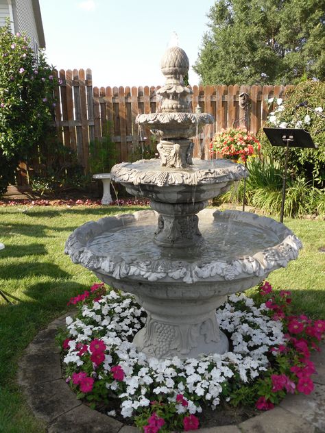 fountain in my yard Fountain In Front Yard, Fountain On Patio, Fountains Front Yard Water Features, Water Fountain Landscaping Ideas, Yard Fountains Landscaping, Landscaping Fountain Ideas, Front Yard Landscaping With Fountain, Gardens With Fountains, Water Fountain In Garden