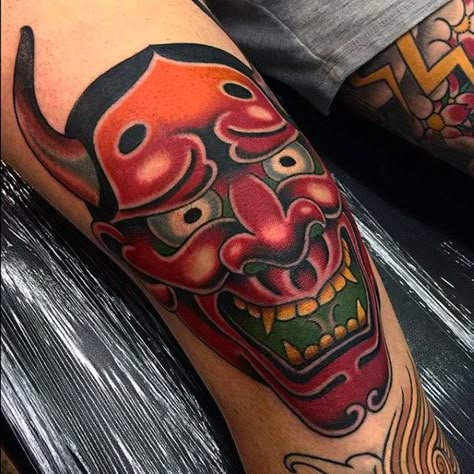 Mens Demon Mask Knee Tattoos Oni Mask Knee Tattoo, Demon Knee Tattoo, Full Knee Tattoo, Traditional Hannya Mask Tattoo, Knee Tattoo Design, Traditional Tattoo Knee, Hannya Maske Tattoo, Hanya Mask Tattoo, Japanese Demon Tattoo