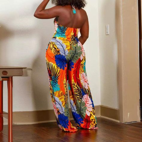 New product: Women's Leaf Printed V-neck Jumpsuit 👉🏽👉🏽 https://nuel.ink/IPveOn Revamp Your Summer Style!** 🌞 20% OFF + FREE shipping on our 2024 collection. Be the envy of every beach! Shop Now! #FashionFinds #SunnyDeal #StylishSplash #SummerEssentials #FashionSale #SummerVibes #ShopNow #SummerEssentials Ankara Jumpsuit, Jumpsuit For Women, Beach Shop, American People, Bra And Panty Sets, Fashion Sale, Evening Dresses Long, 2024 Collection, Leaf Print