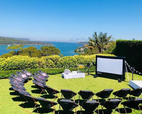 Pop Up Cinema, Backyard Movie Theaters, Pop Star Party, A Night Under The Stars, Vintage Garden Parties, Night Under The Stars, Pool House Plans, Backyard Movie Nights, Outdoor Cinema