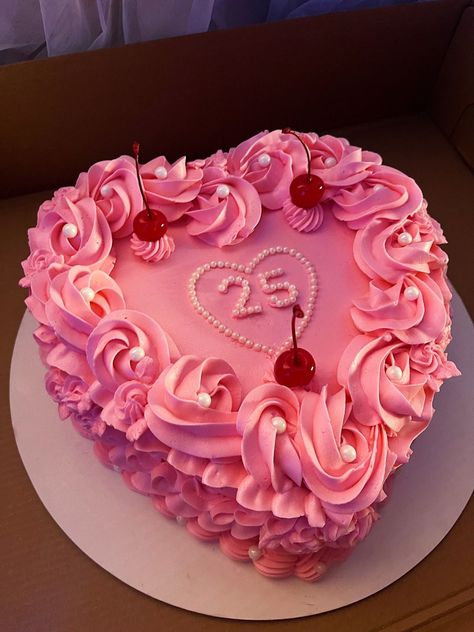 25th Birthday Cakes For Women, Yk2 Birthday Cake, Cakes For 23rd Birthday Girl, 25th Birthday Pink Theme, Cute 25th Birthday Cakes, Y2k Birthday Cake Aesthetic, Pink 25th Birthday Cake, Birthday Cake 28th Girl, 22nd Birthday Cookies