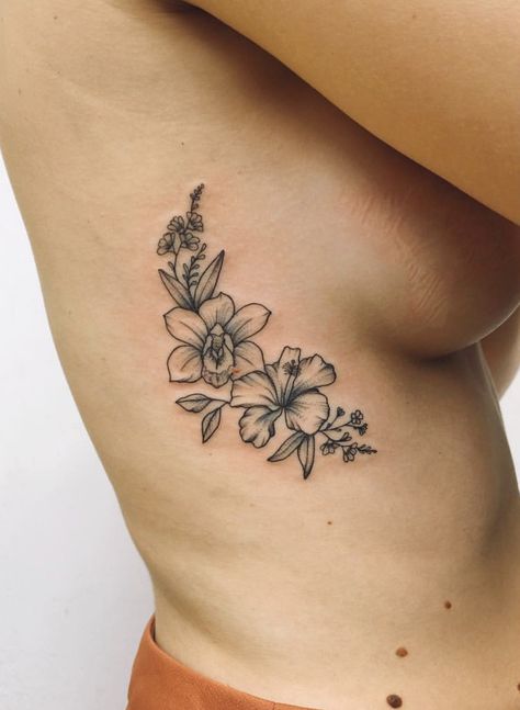 Aloe Vera Tattoo, Cute Meaningful Tattoos, Orchid Flower Tattoos, Flower Tattoo On Ribs, Friend Tattoos Small, Plant Tattoos, Plumeria Tattoo, Hibiscus Flower Tattoos, Tattoos On Side Ribs