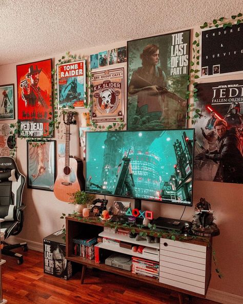 Faith (@faithisa_loser) • Instagram photos and videos Gaming Room Setup Ideas, Room Setup Ideas, Nerd Room, Casa Anime, Setup Ideas, Gaming Room Setup, Dream House Rooms, Gamer Room, Video Game Room