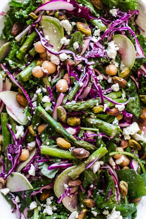 Healthy Spring Recipes Feta Asparagus, Confetti Salad, Easter Salad Recipes, Easter Salad, Curly Kale, Vegan Feta, Colorful Salad, Spring Salad Recipes, Best Salad Recipes