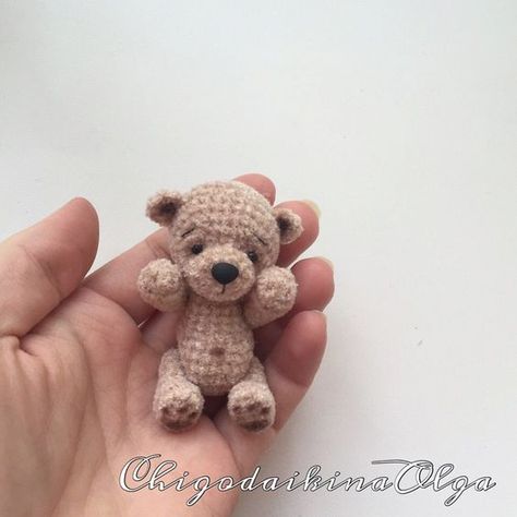 Amigurumi Small Teddy Bear Free Pattern Crochet Teddy Bear Pattern Free, Amigurumi Small, Small Teddy Bear, Teddy Bear Patterns Free, Bear Patterns Free, Small Teddy Bears, Tiny Teddies, Crochet Bear Patterns, Crochet Animal Amigurumi