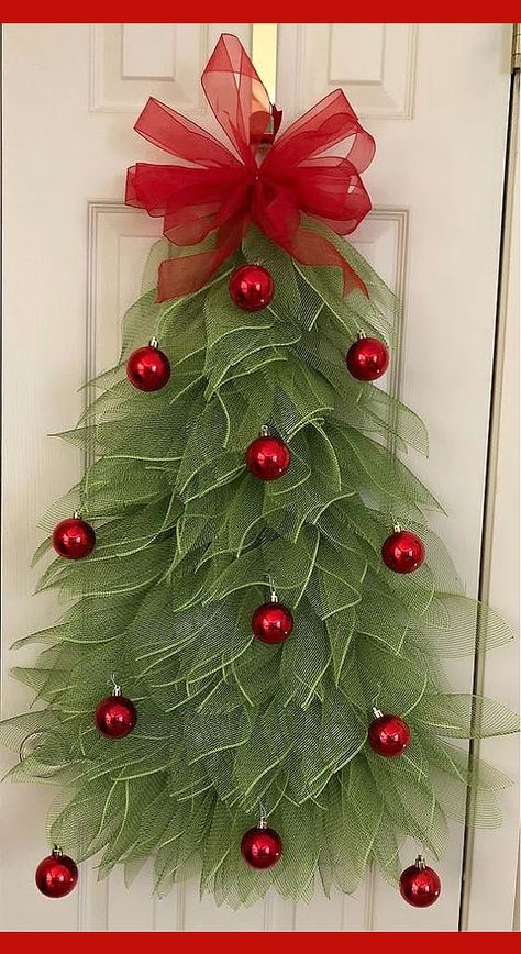 Dollar Tree Ideas, Diy Christmas Decor Ideas, Buat Pita, Diy Christmas Decor, Christmas Themes Decorations, Diy Christmas Decorations Easy, Holiday Crafts Christmas, Easy Christmas Diy, Christmas Door Decorations