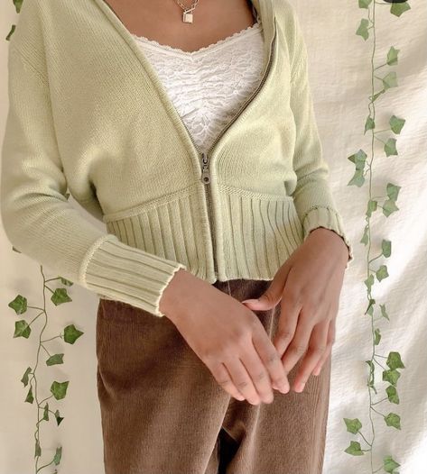 Green zip up sweater Light Green Zip Up Hoodie Outfit, Zip Up Sweater, Zip Ups, Fashion Inspo, Knitting, Clothes