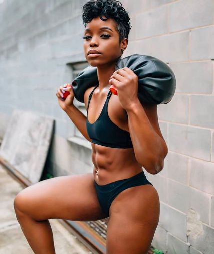 From 54 Years Old To 103 Years Old These Black Women Are Definitely Ageless Beauties Black Fitness Model, Fitness Before After, Female Trainers, Model Training, Sixpack Workout, Fitness Home, Musa Fitness, Black Fitness, Male Fitness Models