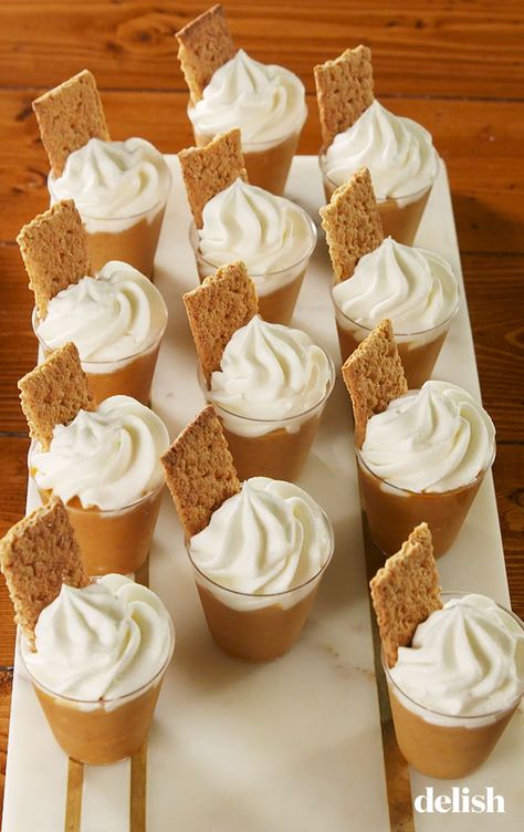 It Isn't Fall Without Pumpkin Pie Pudding Shots:  ~INGREDIENTS~ ∙1 (3.4-oz.) instant vanilla pudding ∙3/4 c. milk ∙1/2 c. Fireball whisky ∙1/4 c. vodka 1/2 c. pumpkin puree 1 tsp. pumpkin pie spice ∙Whipped topping, for garnish ∙Cinnamon, for garnish  ∙Cinnamon graham cracker squares, for garnish Pumpkin Pie Pudding Shots, Fireball Whiskey Drinks, Holiday Jello Shots, Christmas Jello Shots, Pumpkin Pie Pudding, Christmas Jello, Fireball Recipes, Shots Recipes, Fireball Drinks