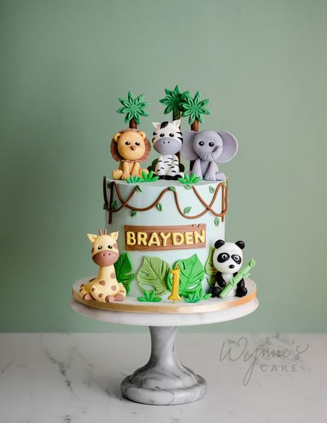 Zoo Theme Birthday Cake, Zoo Birthday Cake, Torturi Baby Shower, Jungle Birthday Cakes, Zoo Cake, Safari Birthday Party Decorations, Jungle Theme Cakes, Boys 1st Birthday Cake, Safari Cake