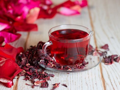 Hibiscus Tea Recipe, Roselle Tea, Teas For Headaches, Hibiscus Tea Benefits, Hibiscus Flower Tea, Simple Sugar Syrup, Dried Hibiscus Flowers, Hibiscus Sabdariffa, Diet Soda