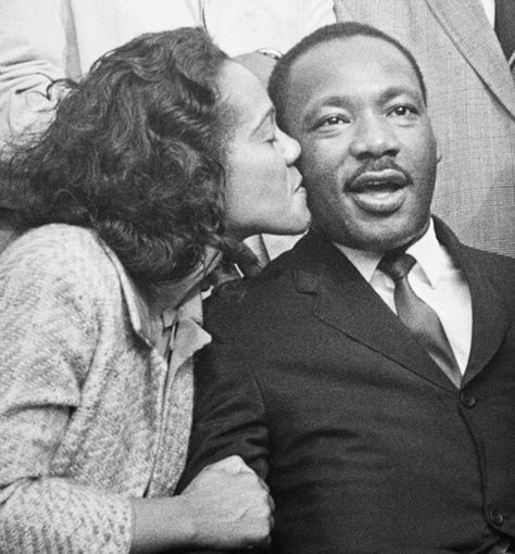 End of the Road Coretta Scott King, Dr Martin Luther King Jr, Mlk Jr, Dr Martin Luther King, Marie Curie, Black History Facts, Famous Couples, James Dean, Fashion Suits