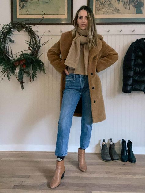 How to Style Cropped Pants in Winter | Jess Ann Kirby - Fashion, Lifestyle & Travel Crop Jeans Outfit Winter, Shoes For Cropped Pants, Cropped Flare Jeans Outfit Winter, Cropped Pants Outfit Winter, Black Cropped Pants Outfit, Cropped Pants With Boots, Cropped Pants Winter, Cropped Flare Jeans Outfit, Flare Jeans Outfit Winter