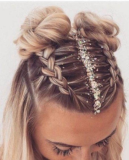 Vlasové Trendy, Cool Braid Hairstyles, Hair Stylies, Festival Hair, Glitter Hair, Teen Hairstyles, Easy Hairstyles For Long Hair, Braids For Long Hair