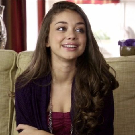 Hayley Dunphy, Hailey Modern Family, Hailey Dunphy, Modern Family Season 1, Modern Family Sarah Hyland, Haley Modern Family, Modern Family Lily, Modern Family Haley, Haley Dunphy