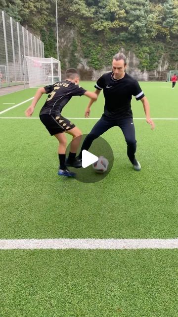 Aleksandr Yaghantsyan on Instagram: "Easy way to panna anyone⚽️ Tag a friend who needs to learn this👇🏼 #reels#tutorial#football#skills" Football Skills Tutorials, Football Skill, Soccer Ideas, Football Skills, Sports Video, Soccer Star, Soccer Workouts, Soccer Stars, Soccer Skills