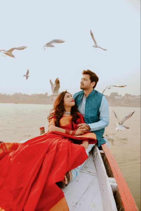 Varanasi Couple Photography, Banaras Pre Wedding Shoot, Yamuna Ghat Pre Wedding, Varanasi Pre Wedding Shoot, Varanasi Couple, Varanasi Wedding, Prewedding Shoot Ideas, Yamuna Ghat, Varanasi Photography Beautiful