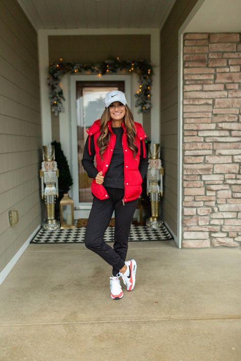 Check out my curated selection of products here Basketball Mom Outfit, Casual Winter Style, Mom Outfits Winter, Mom Outfit, Basketball Clothes, Winter Gear, Basketball Mom, Outfit Winter, Mom Outfits