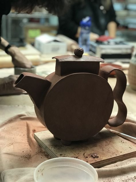 Teapot Hand Built Teapot, Ceramic Teapots Handbuilt, Slab Teapot, Square Teapot, Teapot Crafts, Pottery Tea Pots, Pottery Jugs, Tea Pots Art, Slab Ceramics