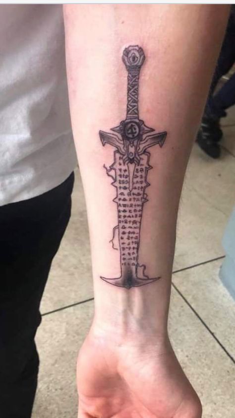 Ghost Of Tsushima Tattoo Ideas, Doom Tattoo Game, Doom Eternal Tattoo, Doom Slayer Tattoo, Doom Crucible, Doom Tattoo, Slayer Tattoo, Blade Tattoo, Doom Eternal