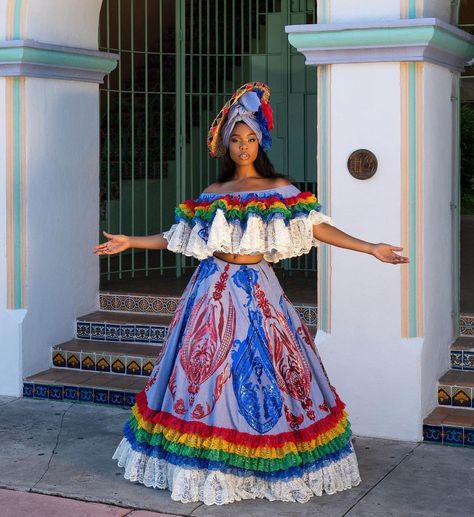 Jamaican Cultural Dresses, Bahamas Traditional Clothing, Haitian Outfit Ideas, Belize Traditional Clothing, Haiti Culture Clothes, Haitian Cultural Clothing, Jamaica Traditional Clothing, Caribbean Traditional Clothing, Jamaican Carnival Costumes