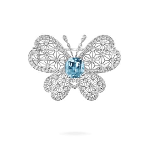 Garrard Muse Filigree 4.34ct Aquamarine and Diamond Brooch 2018114 Butterly Rings, Jewelry Sketch, Brooch Design, Butterfly Style, Diamond Butterfly, Jewellery Sketches, Insect Jewelry, Diamond Brooch, Butterfly Jewelry