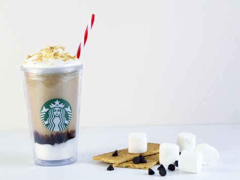 Copycat Starbucks S'mores Frappuccino 1 Frappe Recipes, Cinnamon Dolce Latte Recipe, Starbucks Vanilla Bean Frappuccino, Starbucks Cafe, Copycat Starbucks Drinks, Cinnamon Dolce Latte, Starbucks Vanilla, Starbucks Strawberry, Starbucks Drinks Diy