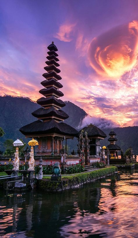 bali Bali Waterfalls, Bali Style Home, Temple Bali, Jimbaran Bali, Bali Sunset, Bali Itinerary, Bali Honeymoon, Bali Holidays, Cotton Candy Sky