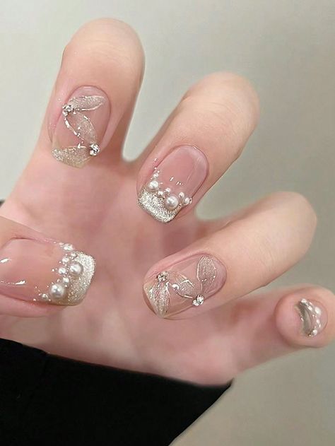 Stunning Short Square Nails for Summer 2024: Dominican Styles Nail Art Pearls Rhinestones, Korea Nails Design, Embellished Nails, Ocean Nail, Palm Tree Nail Art, Vacation Nails Beach, Grow Long Nails, Palm Tree Nails, Summer Nails Beach