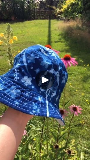 Diy Bucket Hat, Dried Flowers Crafts, Diy Bucket, Bow Craft, Cotton Bucket Hat, Trendy Hat, Diy Activities, Activity For Kids, Fun Diy