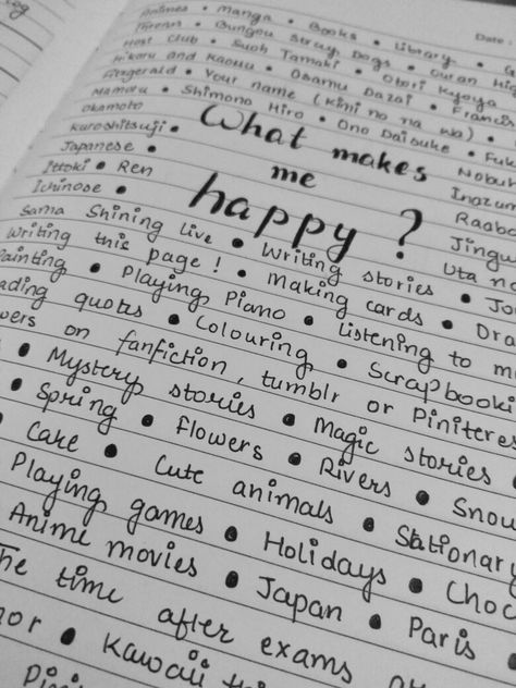 Fun Ways To Journal, Fun Things To Write In A Journal, Journal About Friends, Journal What Makes Me Happy, Things That Make Me Happy List Journal, What Makes Me Happy Journal, Things That Make Me Happy Journal, Quotes To Write In A Journal, Journal Ideas Lined Paper