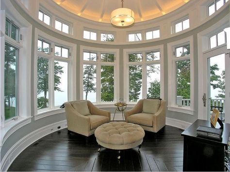 Turret interior design Turret Design, Turret Room, Transitional Family Room, Lake House Living Room, Contemporary Family Room, Traditional Houses, My New Room, Dream Home Design, Luxury Interior Design