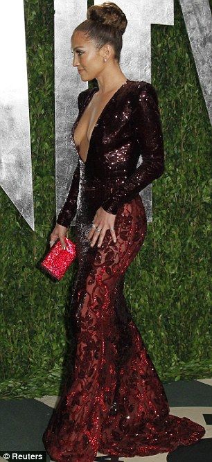 love JLO Jlo Red Carpet, Jlo Dress, Red Sequin Dress, فستان سهرة, On The Red Carpet, Red Carpet Dresses, Gorgeous Gowns, The Red Carpet, Beautiful Gowns