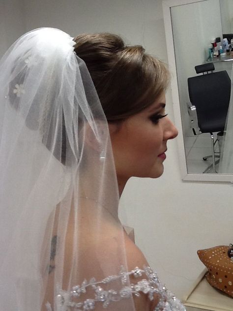 Bridal Look With Veil, Wedding Updo With Veil On Top, High Veil Hairstyles, Classic Wedding Updo With Veil, Wedding Hairstyles Updo With Veil High Bun Bridal Hair, Veil With High Bun, Bridal High Bun With Veil, High Bridal Updo With Veil, Wedding Hair Low Bun With Veil