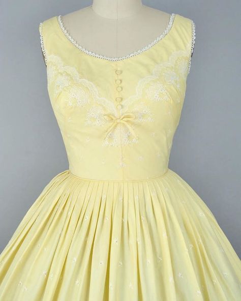 👗GERONIMO VINTAGE👗 VTG Shop on Instagram: “Eyelet Embroidered, Buttery Yellow Cotton Sundress 💛SIZE: XS (32-33” / 24-25”) Arriving Soon🌼” Rock N Roll Dress, Vintage Outfit Inspiration, Retro Wardrobe, 1950's Dress, Roll Dress, 1960s Dresses, Classic Dresses, 1950s Dresses, Historic Fashion