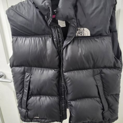 The North Face Nuptse 700 Down Puffer Gilet Vest Jacket Black Large Black North Face Vest, Puffer Gilet, North Face Nuptse, Black North Face, The North Face Jackets, North Face Jackets, Puffer Vest, North Face Jacket, Vest Jacket