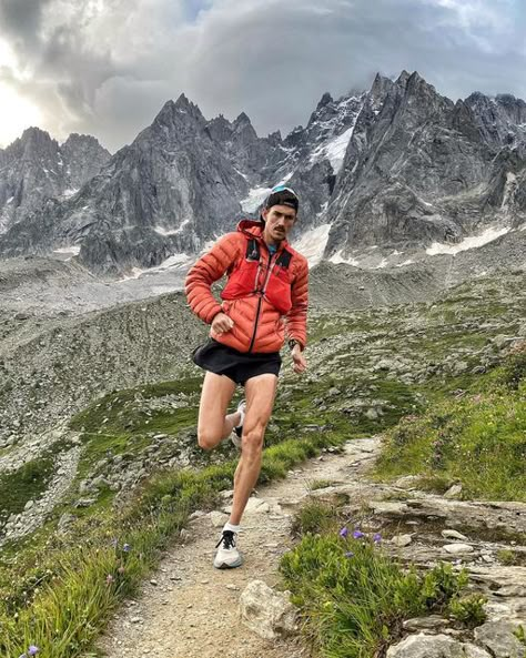 David Laney on Instagram: "Need a last minute mountain summer adventure? I cannot recommend enough a trip with @runthealps Run The Alps runs multi day guided and self guided trail trips in the alps for runners of all speeds. The guides are amazing people and the trails are spectacular. This is a great opportunity to Immerse yourself in a rugged, heartbreakingly beautiful alpine environment. Link to trip calendar and additional info in the bio. #runthealps #chamonix #trailrunning" Patagonia Style, Mountain Summer, Hiking Fits, Half Marathon Training Plan, Tempo Run, Marathon Training Plan, Running Club, Nice Weekend, Best Sunset