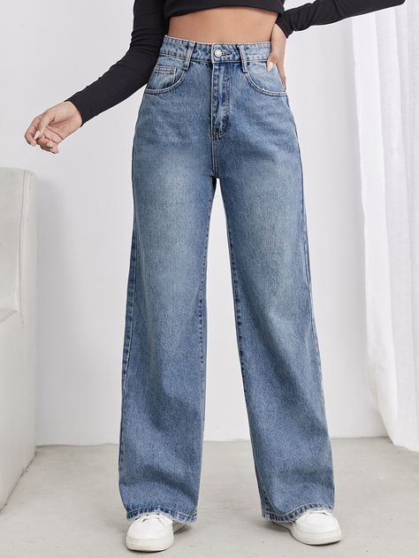 Waid Leg Jeans, Widelegjeans Outfit Korean, Wode Leg Jeans, High Waisted Wide Leg Jeans Outfit, Blue Jeans Wide Leg, Wide Leg Jeans Plus Size, Clothes Photoshoot, Cute Outfits For Women, Blue Wide Leg Jeans