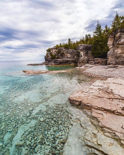 Toronto Nature, Ontario Camping, Bruce Peninsula National Park, Ontario Travel, Georgian Bay, Take A Hike, Gorgeous View, Canada Travel, Toronto Canada