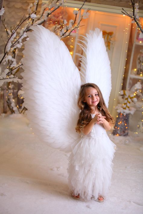 Angel wings handmade by @SveaSvjet Wings Ideas, Christmas Concert Ideas, Angel Theme, Angel Costume, Christmas Concert, Flowers Photography Wallpaper, Theme Dress, Cute Couples Kissing, Halloween Disfraces