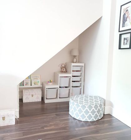 10 Inventive Ideas for That Space Under the Stairs Under Stairs Playroom, Space Under The Stairs, Under Stairs Nook, Kids Nook, Room Under Stairs, Space Under Stairs, Stair Nook, Play Corner, Fold Out Beds