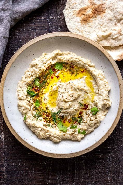 How to make the most authentic, flavorful Baba Ganoush! Learn the one secret that will take your baba ganoush to the next level. Authentic, easy, healthy and so delicious! #babaganoush #eggplantdip Authentic Baba Ganoush Recipe, Best Baba Ganoush Recipe, Easy Baba Ganoush Recipe, Cucumber Slaw, Baba Ganush, Vegeterian Dishes, Babaganoush Recipe, Asian Salmon, Feasting At Home