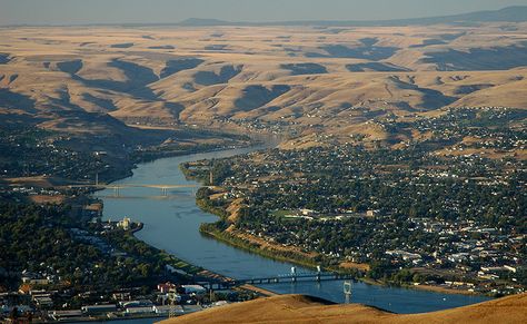 The LC Valley! Lewiston, Idaho / Clarkston Washington Lewiston Idaho, Physical Geography, Washington State University, Travel List, Sky Aesthetic, Washington State, Vacation Destinations, Pacific Northwest, Idaho