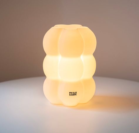 Yoli Lamp: 3d-printed in London. Bedside Lamp, Table Lamp, Ambient Light. Simple, Modern, Cozy, Unique, Unusual, Recycled, Soft Desk Light. - Etsy UK 3d Lamp Design, 3d Print Light, Desk Lamp Design, Geometric Sculpture, 3d Lamp, Retro Lamp, Lamp Table, Desk Light, Ambient Light