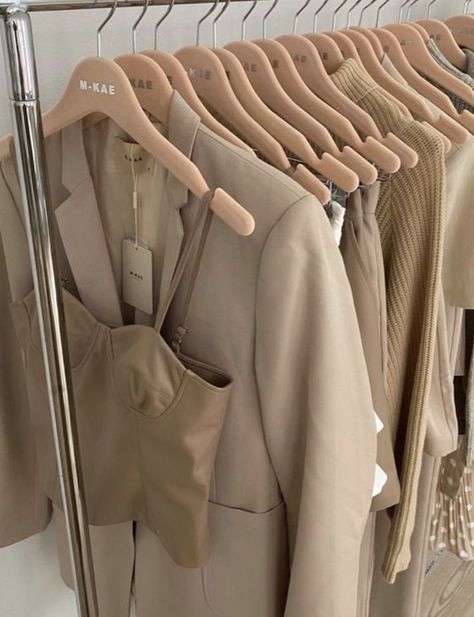 Moodboard Aesthetic, Shotting Photo, Cream Aesthetic, Beige Outfit, غرفة ملابس, Classy Aesthetic, Korean Aesthetic, Beige Aesthetic, Brown Aesthetic